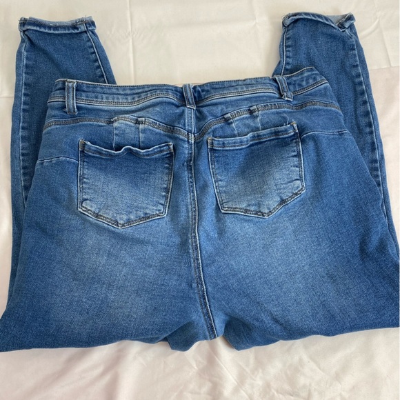 Wax Jean “Butt, I Love You” Distressed Skinny Jeans Size 20 - Picture 5 of 9